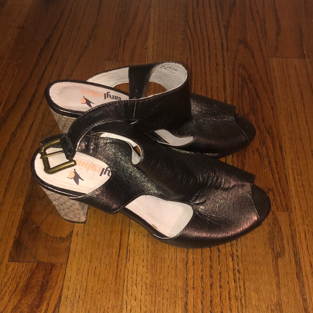 Fanyl Robin heels 8.5